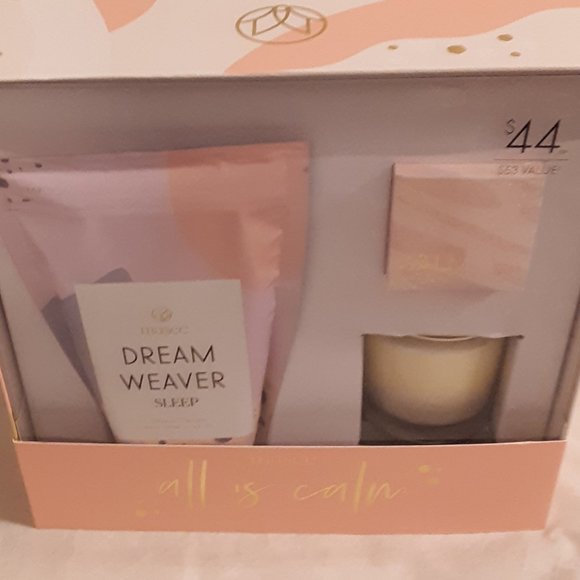 Musee All Is Calm Bath Soak, Candle & Soap Gift Se - Picture 2 of 3